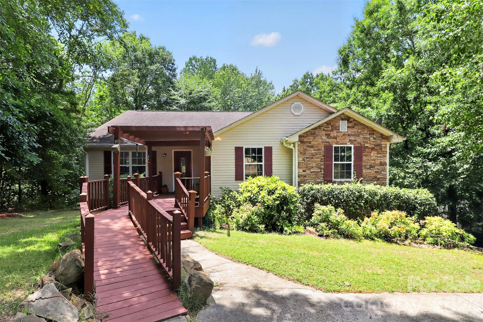 Sardis Beverly Park - Residential