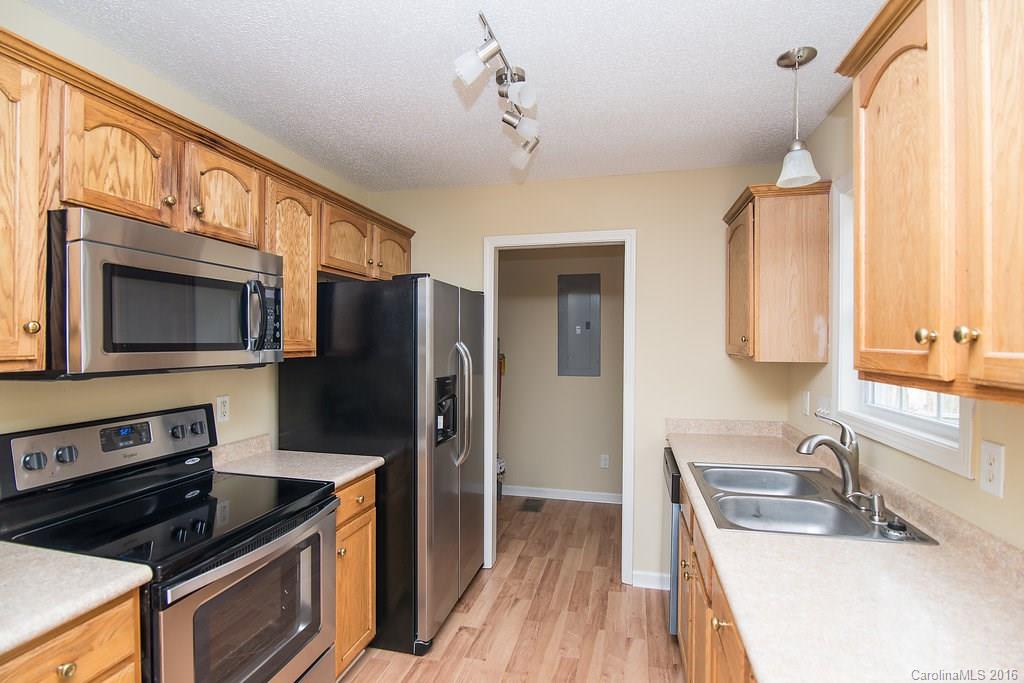 Avery Lake - Residential