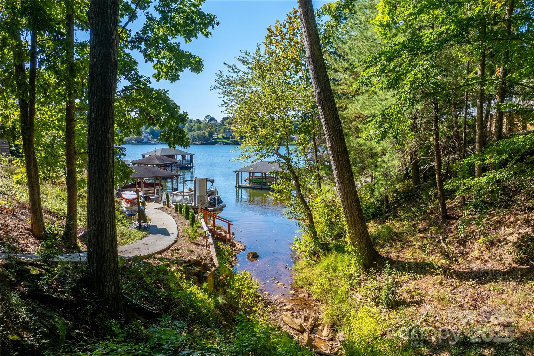 Olivers Landing - Residential