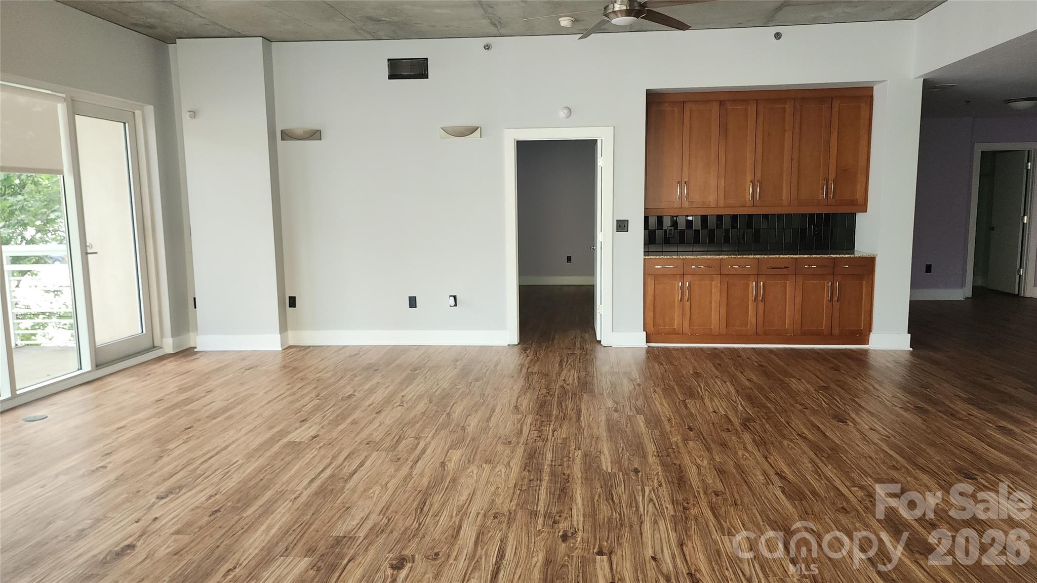 Courtside - Residential