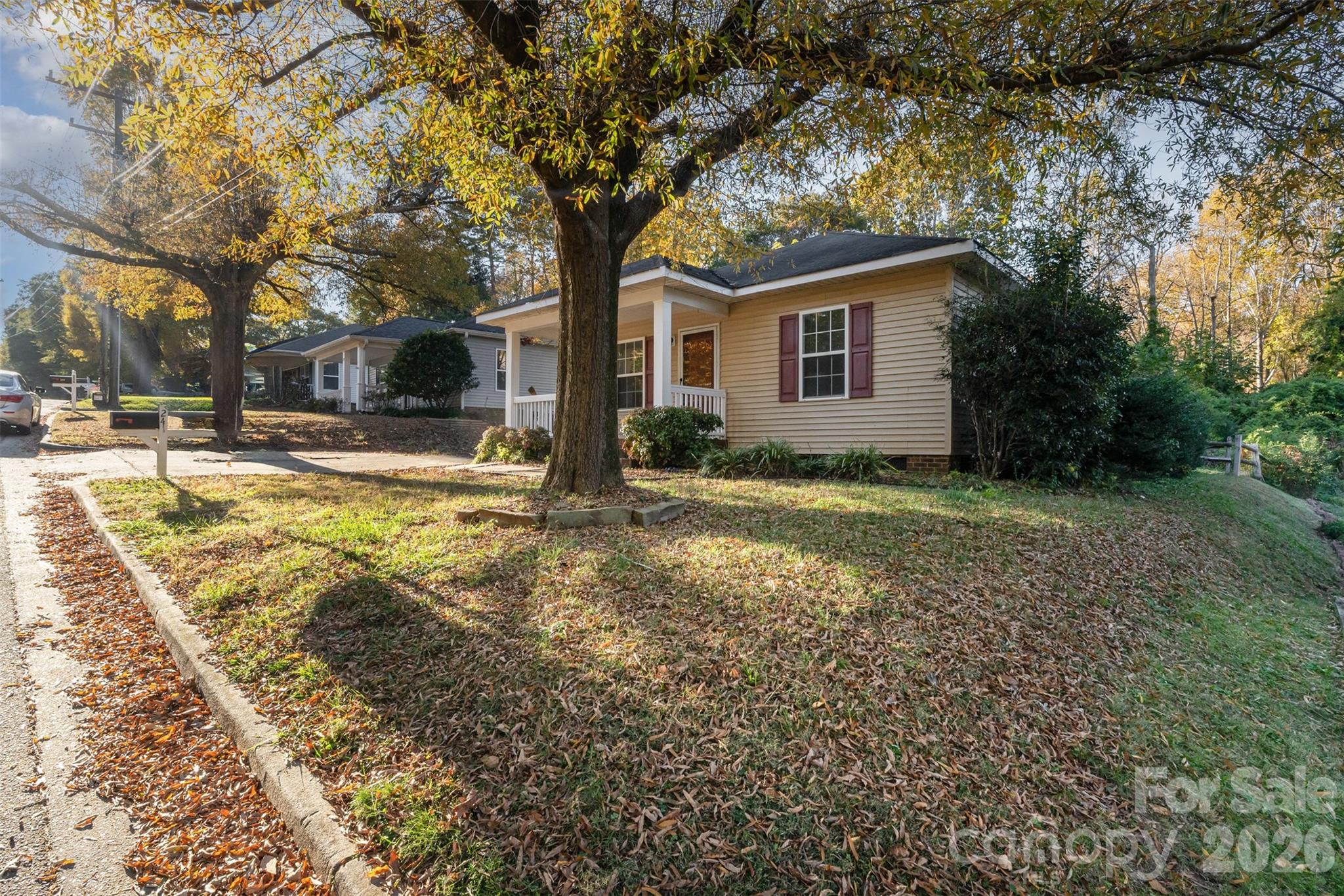 Adams Bluff - Residential