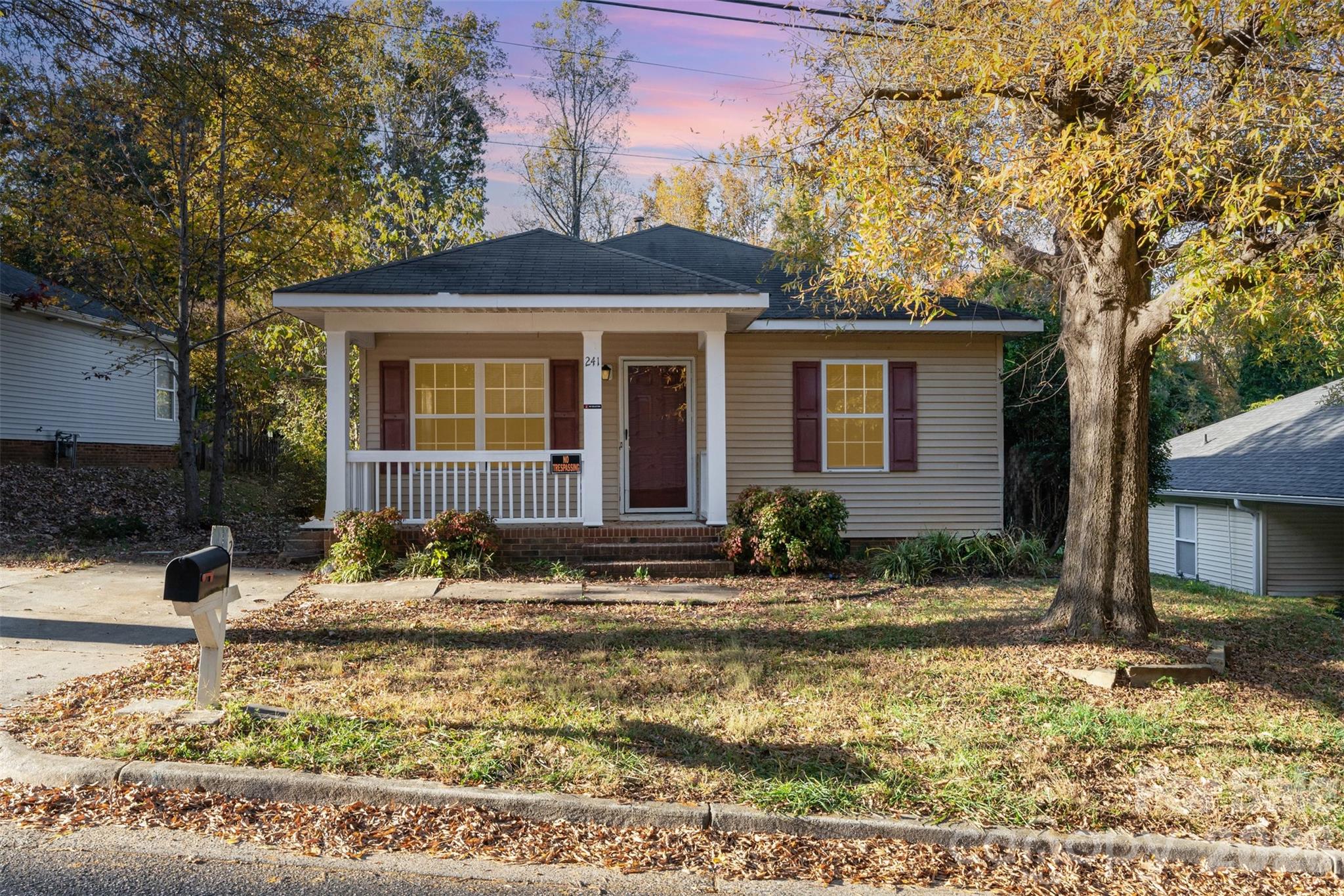 The seller listened to feedback and has given this home the upgrades it truly deserved—now shining brighter than ever! Welcome to this charming 3-bedroom, 2-bath one-story ranch in the desirable Adams Bluff community of Belmont. Just a couple of blocks from the proposed LYNX Silver Line Light Rail route (connecting Belmont to Matthews and Uptown Charlotte), this location offers incredible future convenience and potential value growth.
Step onto the inviting rocking chair front porch—perfect for morning coffee or waving to neighbors. Inside, the spacious living room boasts a brand-new ceiling fan, abundant natural light, and flows seamlessly into the home's open layout. The large eat-in kitchen is a highlight with freshly installed granite countertops, included refrigerator, stove, and dishwasher, plus a generous pantry for all your storage needs. The primary bedroom is nicely sized with two closets and a private ensuite bath featuring new vanity countertops. Two additional bedrooms share the updated hall bath. The entire home gleams with fresh neutral paint and luxury vinyl plank flooring throughout—no carpet worries here!
Outside, entertain or unwind on the rear deck overlooking a large, private backyard—ideal for gardening, play, or simply relaxing in your oasis.
This turnkey home combines classic charm with modern updates in a friendly, established neighborhood. Don't miss your chance—schedule your private showing today!
