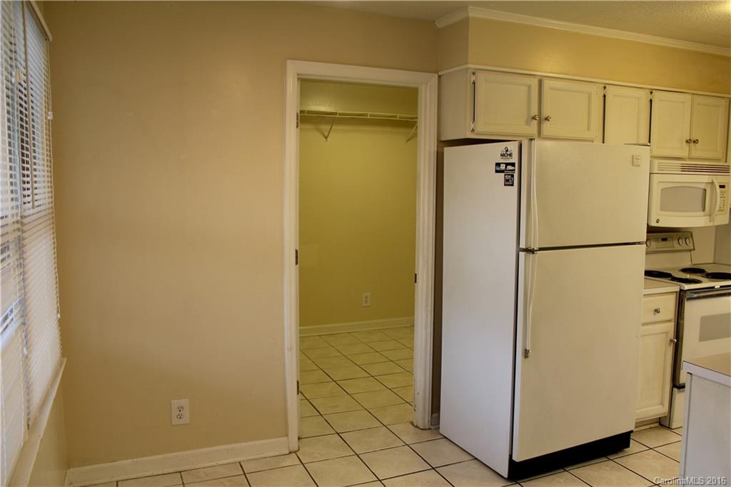 Tall Oaks - Residential