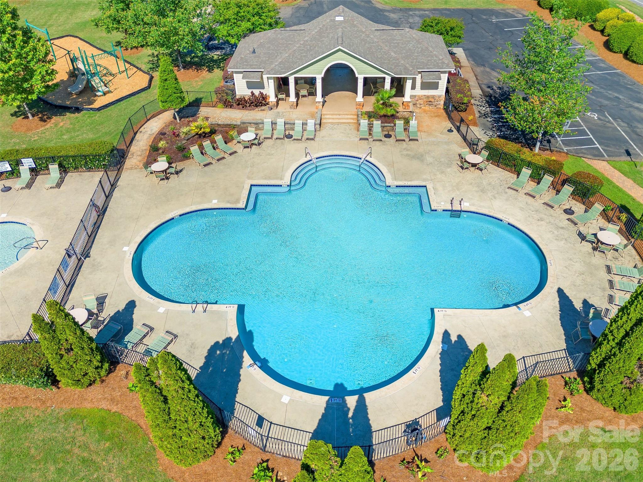 Shelly Woods - Residential