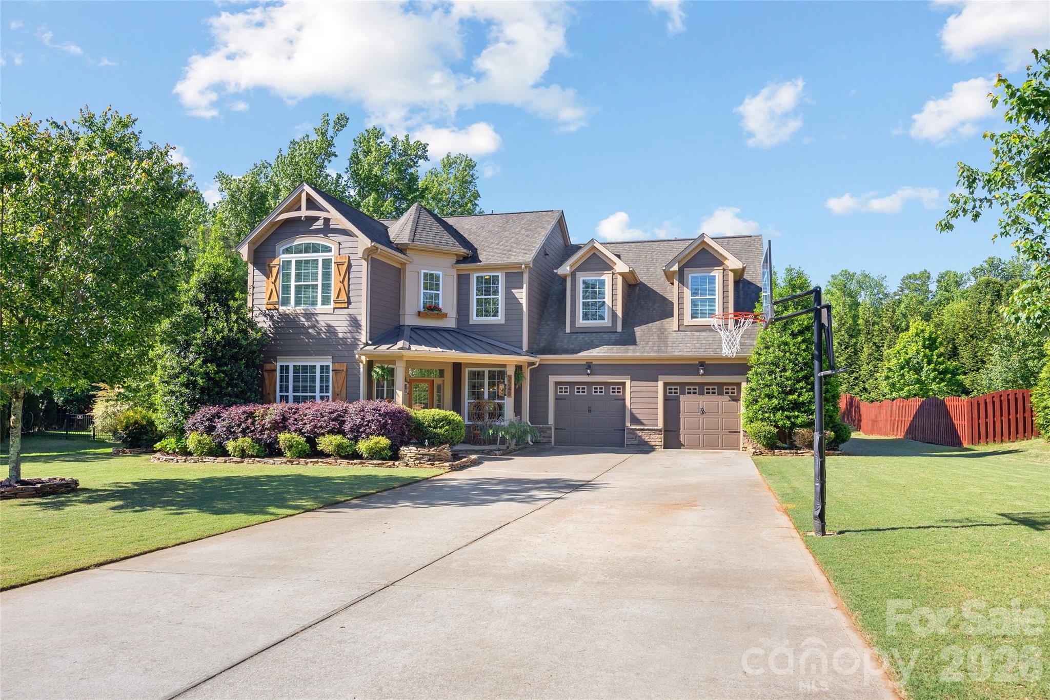 Shelly Woods - Residential