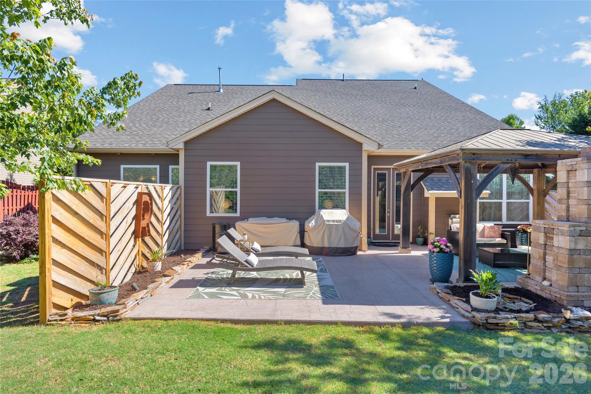 Shelly Woods - Residential