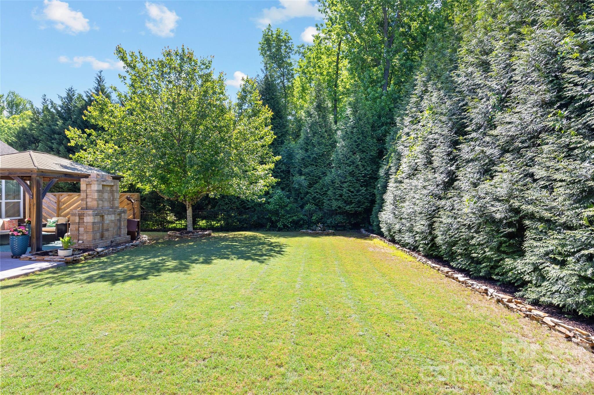 Shelly Woods - Residential