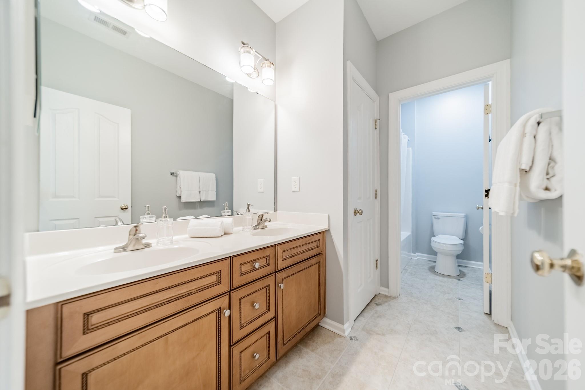 Brandon Oaks - Residential