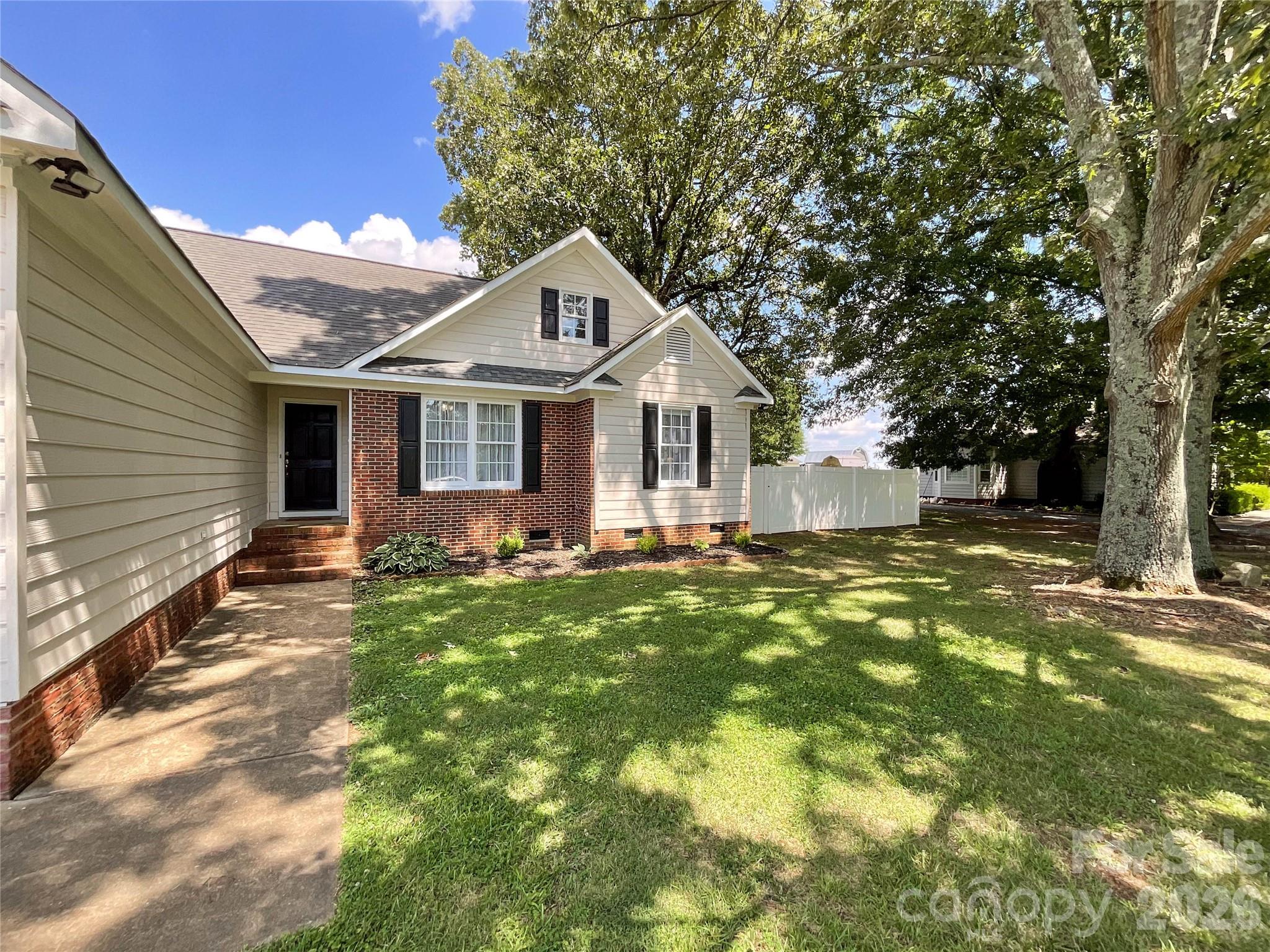Owls Nest - Residential