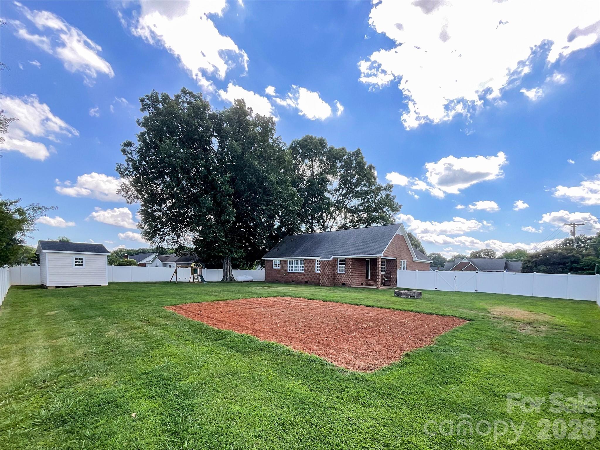 Owls Nest - Residential