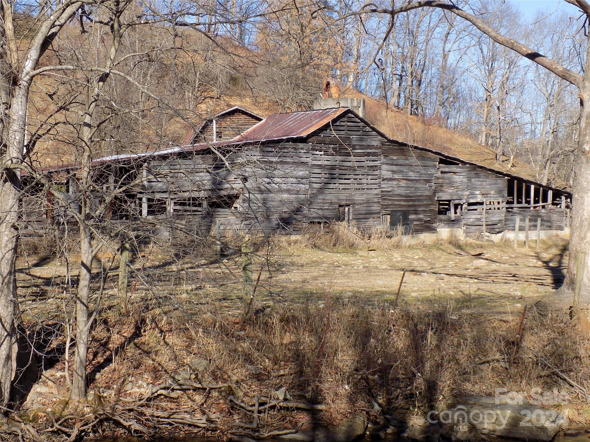 Dogwood Lakes - Residential