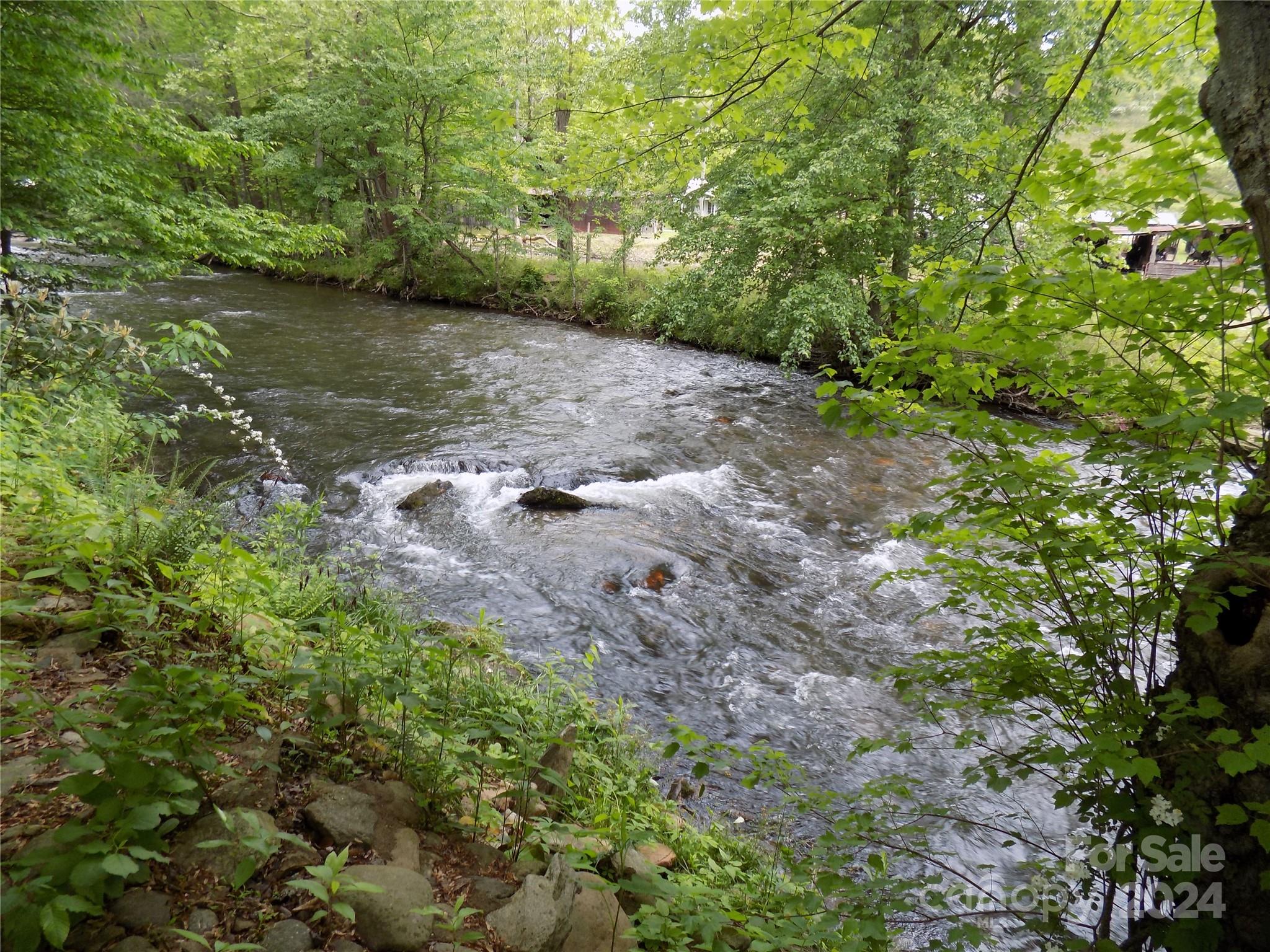 Dogwood Lakes - Residential