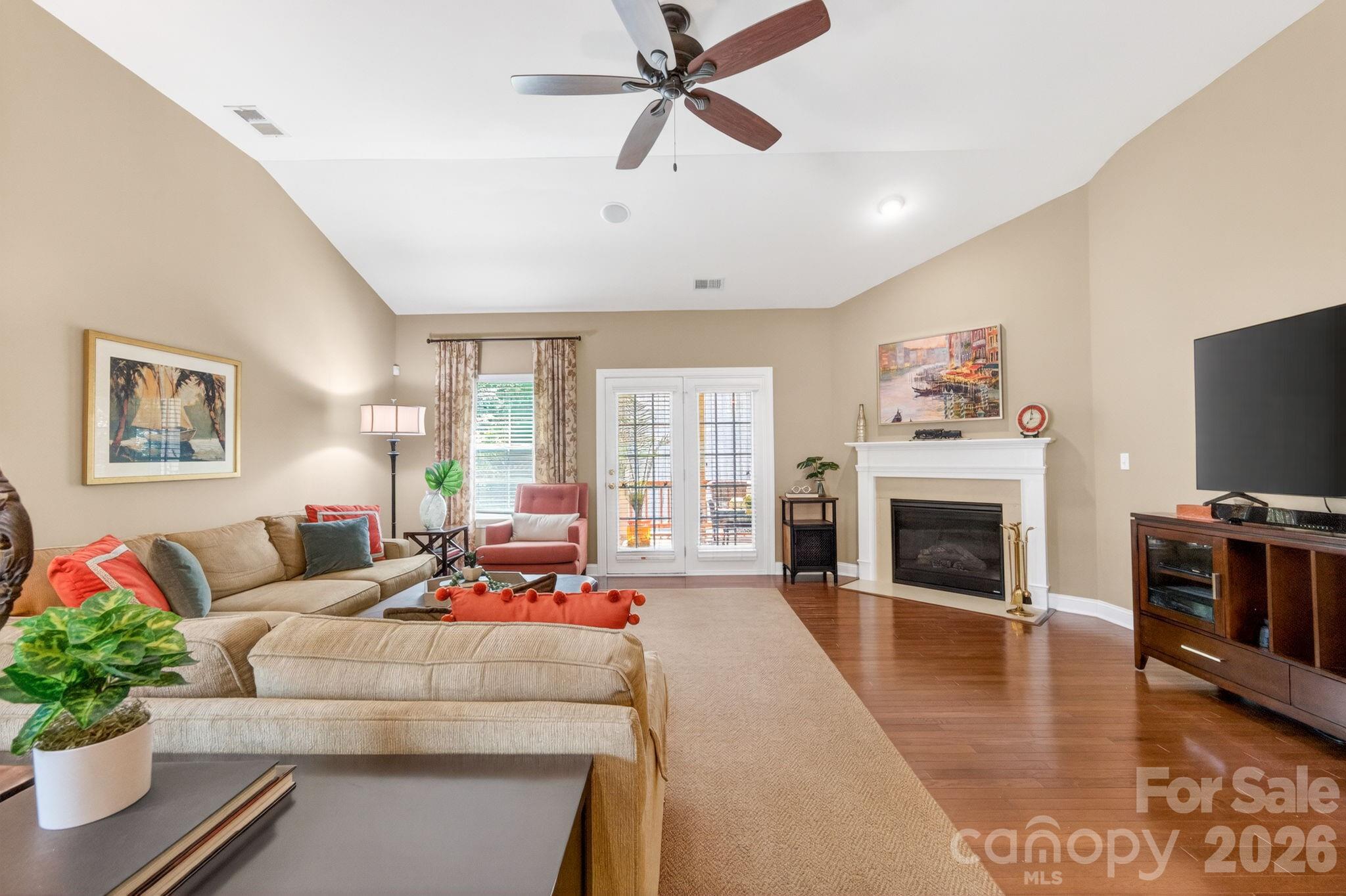 Serenity point - Residential