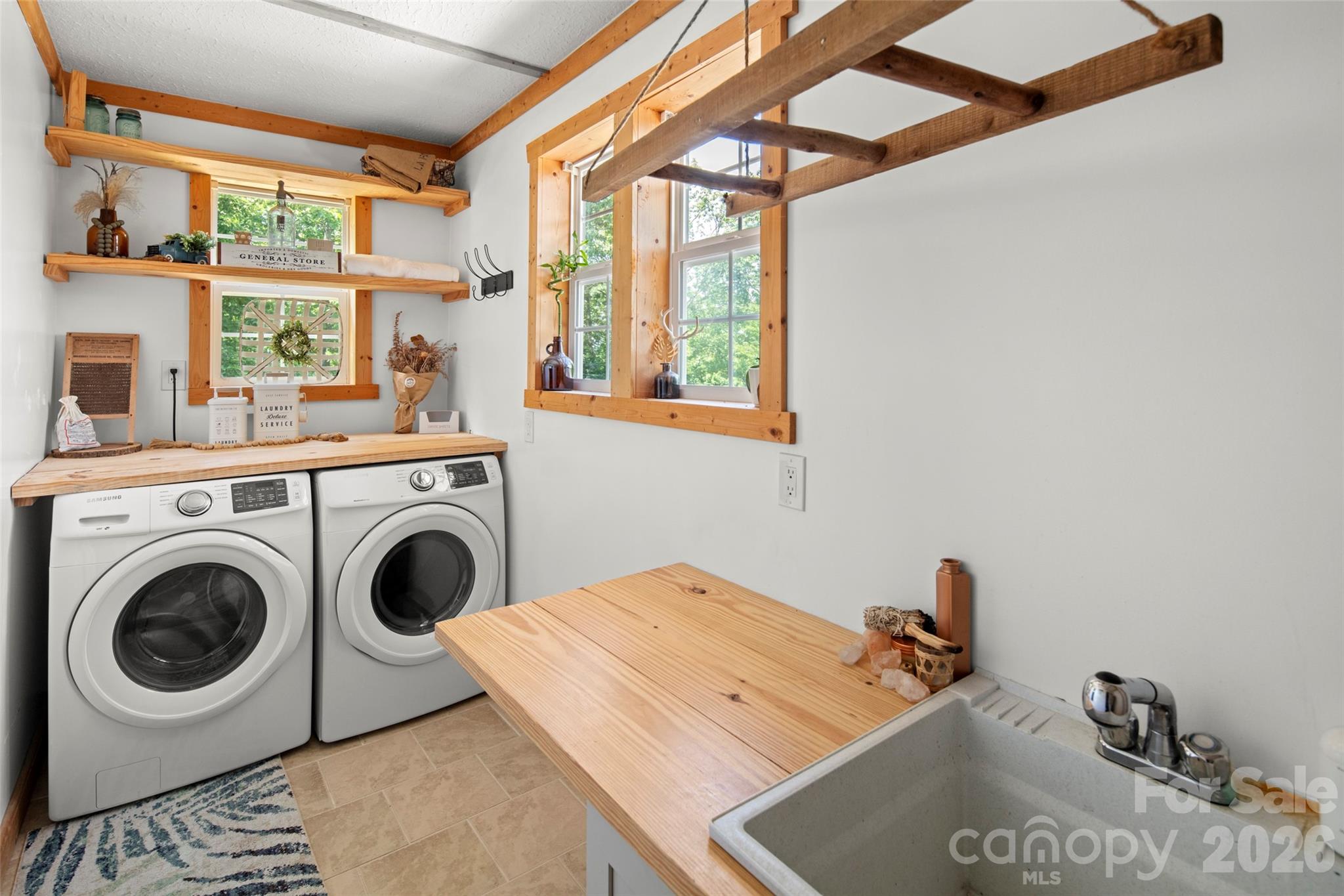 Laurel Mountain - Residential