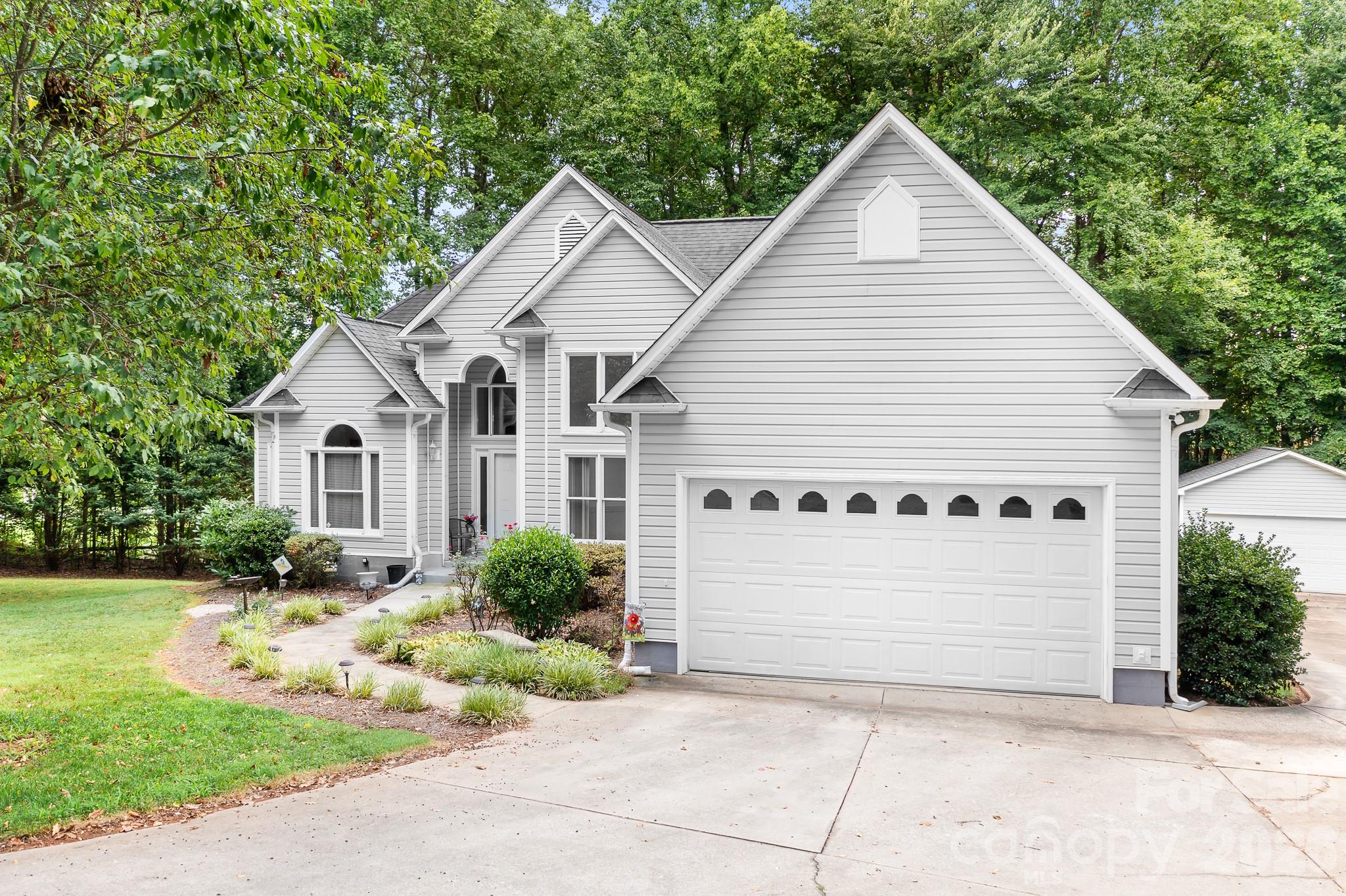 Pinecroft - Residential