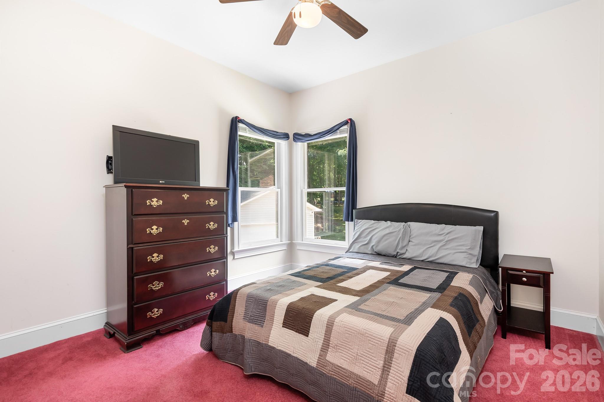 Pinecroft - Residential