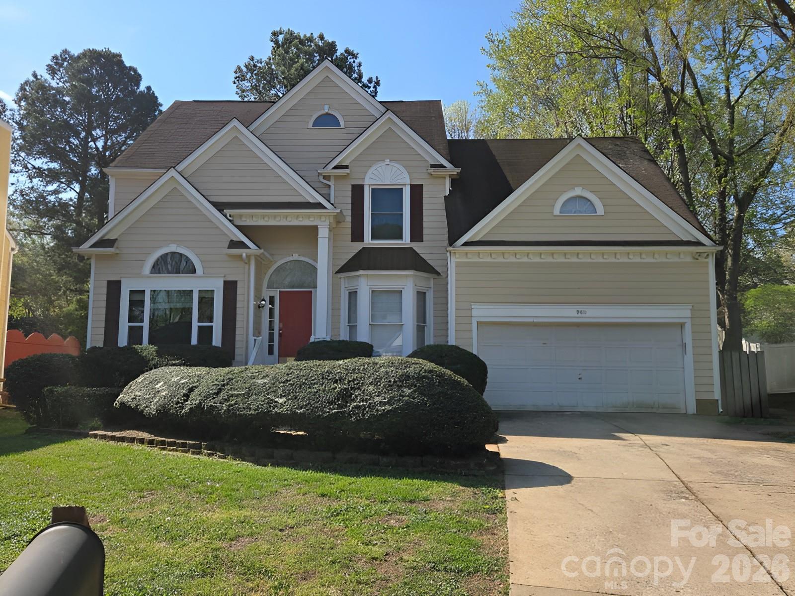 PRICE REDUCED!!! Move-In Ready 4 Bedroom 2.5 Bathroom Home Located on an Oversized .36 Acre Lot in the Wonderful Cheshunt Community. Home has a great open layout with a formal living and dining room with hardwood floors throughout. The family room features large windows to let natural light in throughout the home and has a gas log fireplace centerpiece. The kitchen is gorgeous with black & white granite countertops, against white wood cabinets and a full set of stainless-steel appliances including the refrigerator, range, dishwasher and microwave. The primary bedroom suite is located on the main level and features a walk-in closet and private bathroom with dual sinks, a garden tub and separate shower. Home also features 3 additional bedrooms upstairs, a large loft, a laundry room, eat-in nook, upgraded fixtures, upgraded ceiling fans, and more. Exterior deck is large w/pergola and provides more than enough space to cookout or entertain family and friends while the large fenced yard is perfect for play. Location is nearly perfect with all daily necessities just minutes away including shopping, entertainment, restaurants, schools, parks and expressways. Please call to schedule a showing today!