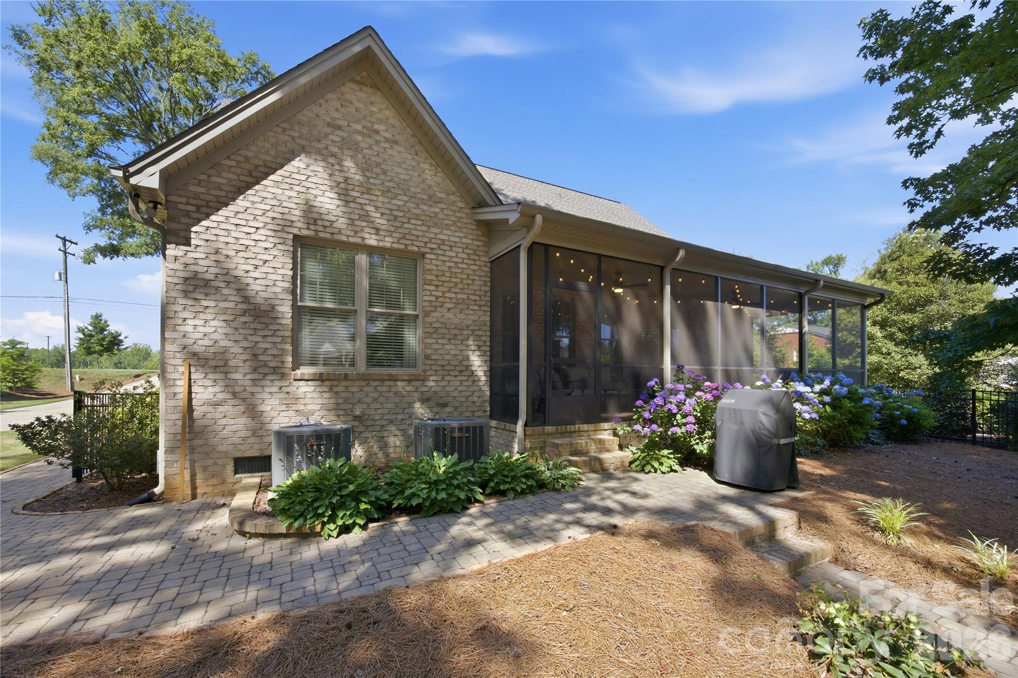Southpoint - Residential