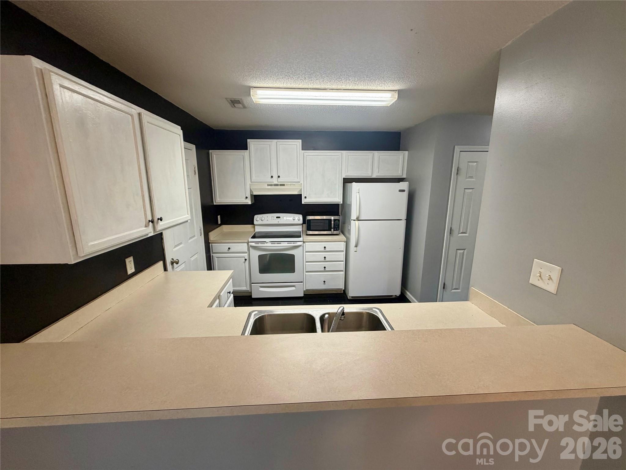 Windward Oaks - Residential