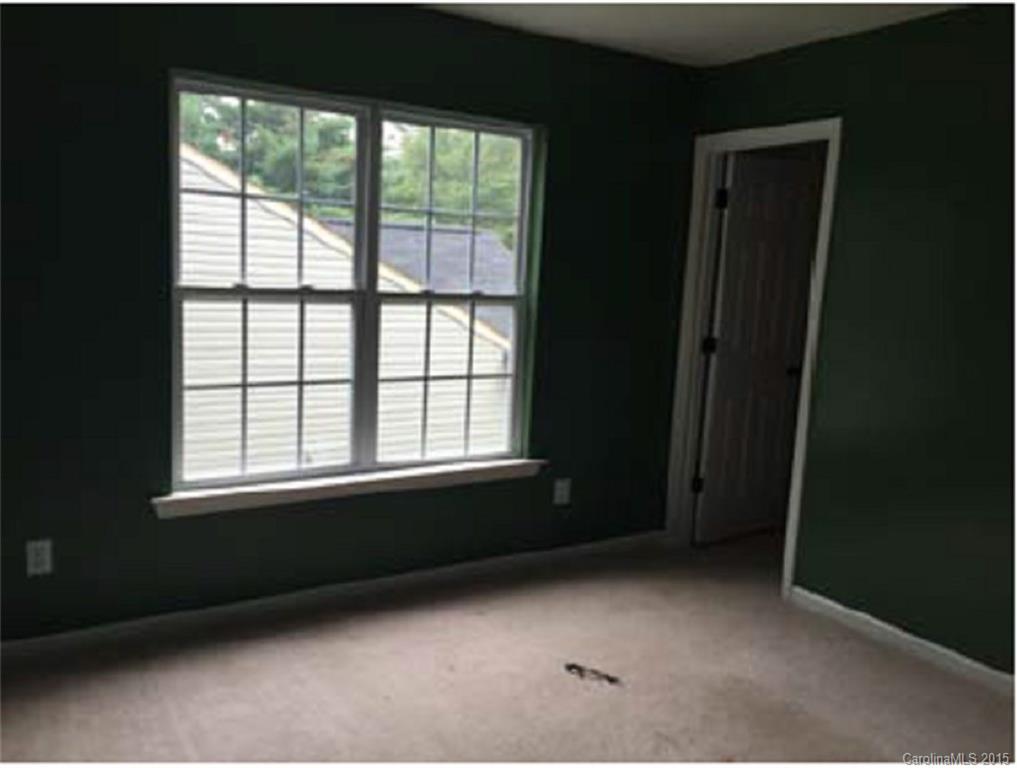 Elizabeth Oaks - Residential