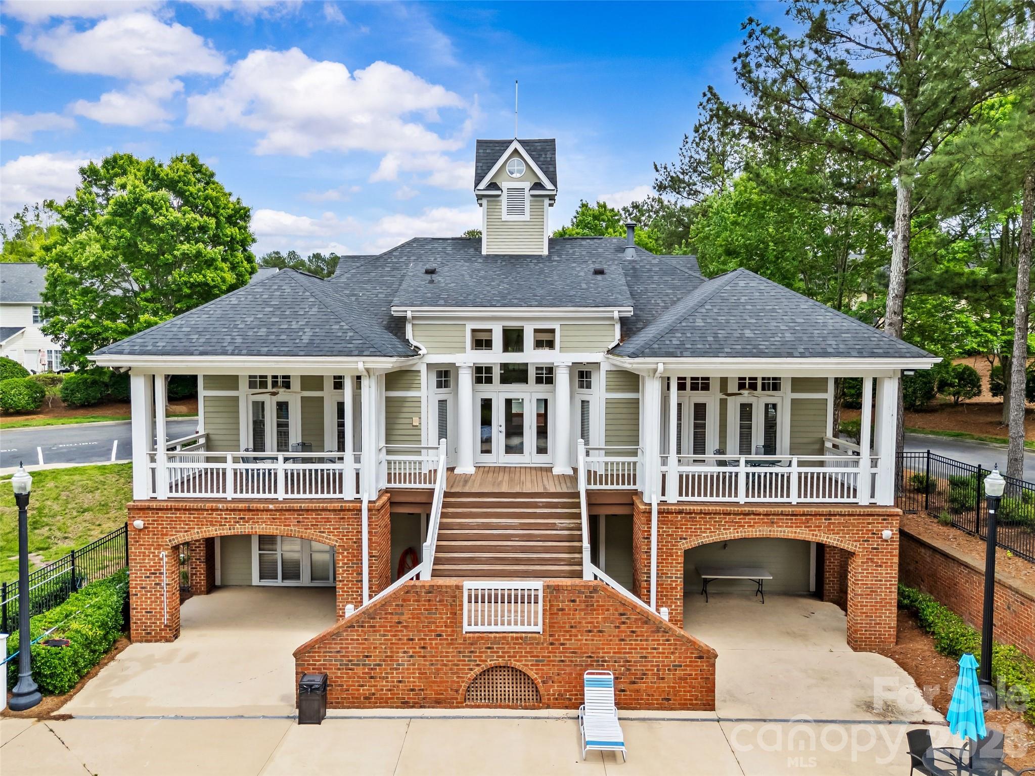 Melrose Townhomes - Residential