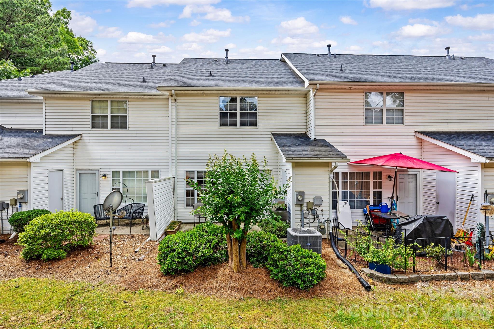 Melrose Townhomes - Residential
