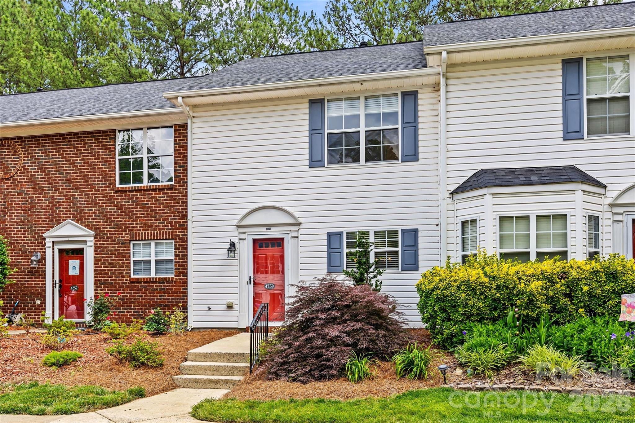 Melrose Townhomes - Residential