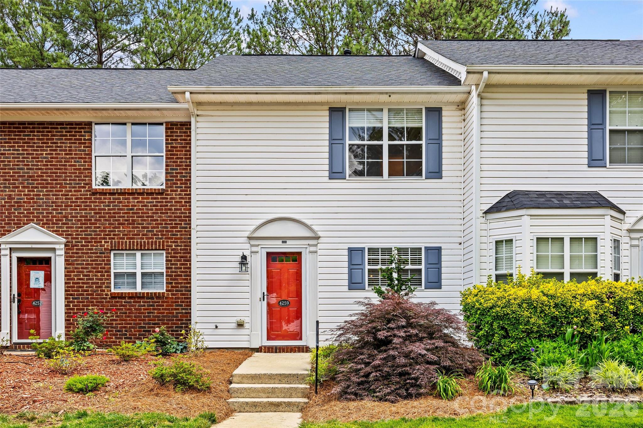 Melrose Townhomes - Residential