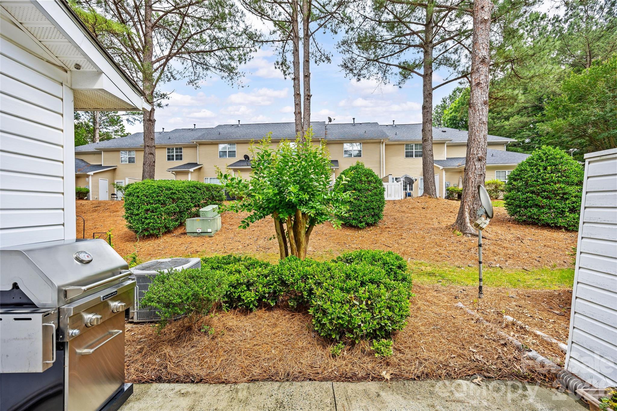 Melrose Townhomes - Residential