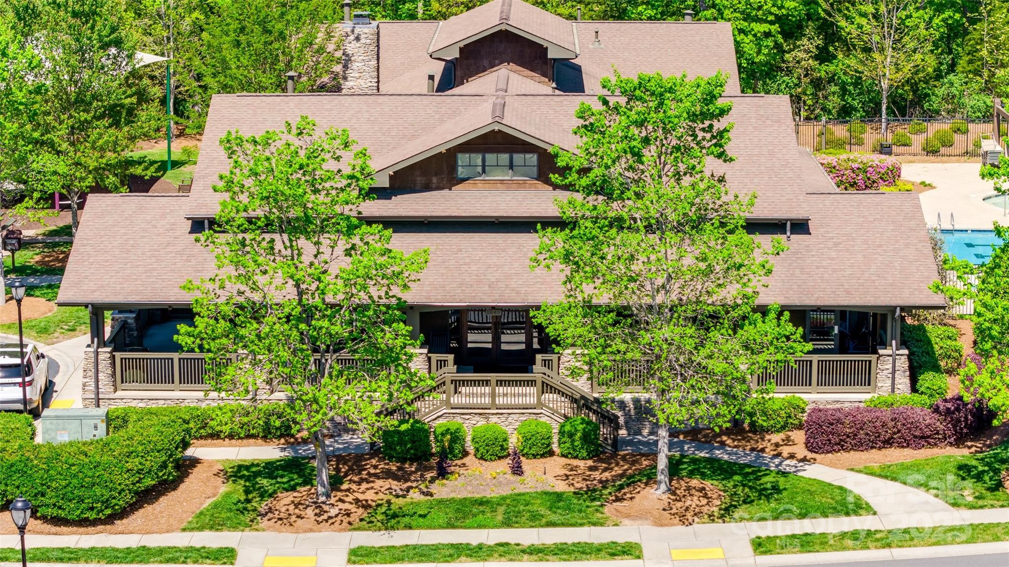 The Manors at Lake Ridge - Residential