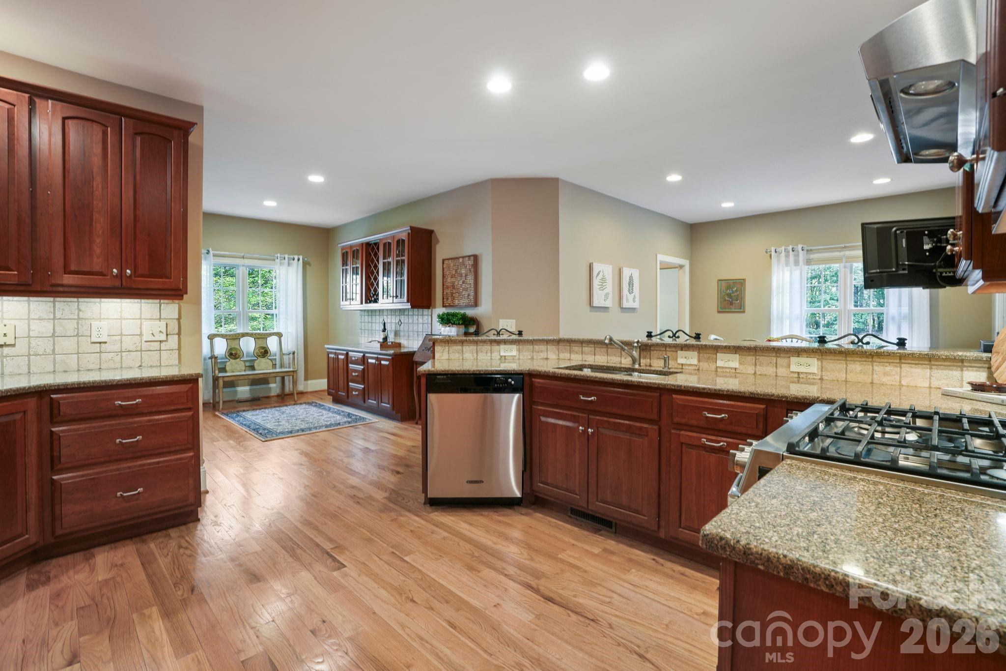 Sailview - Residential