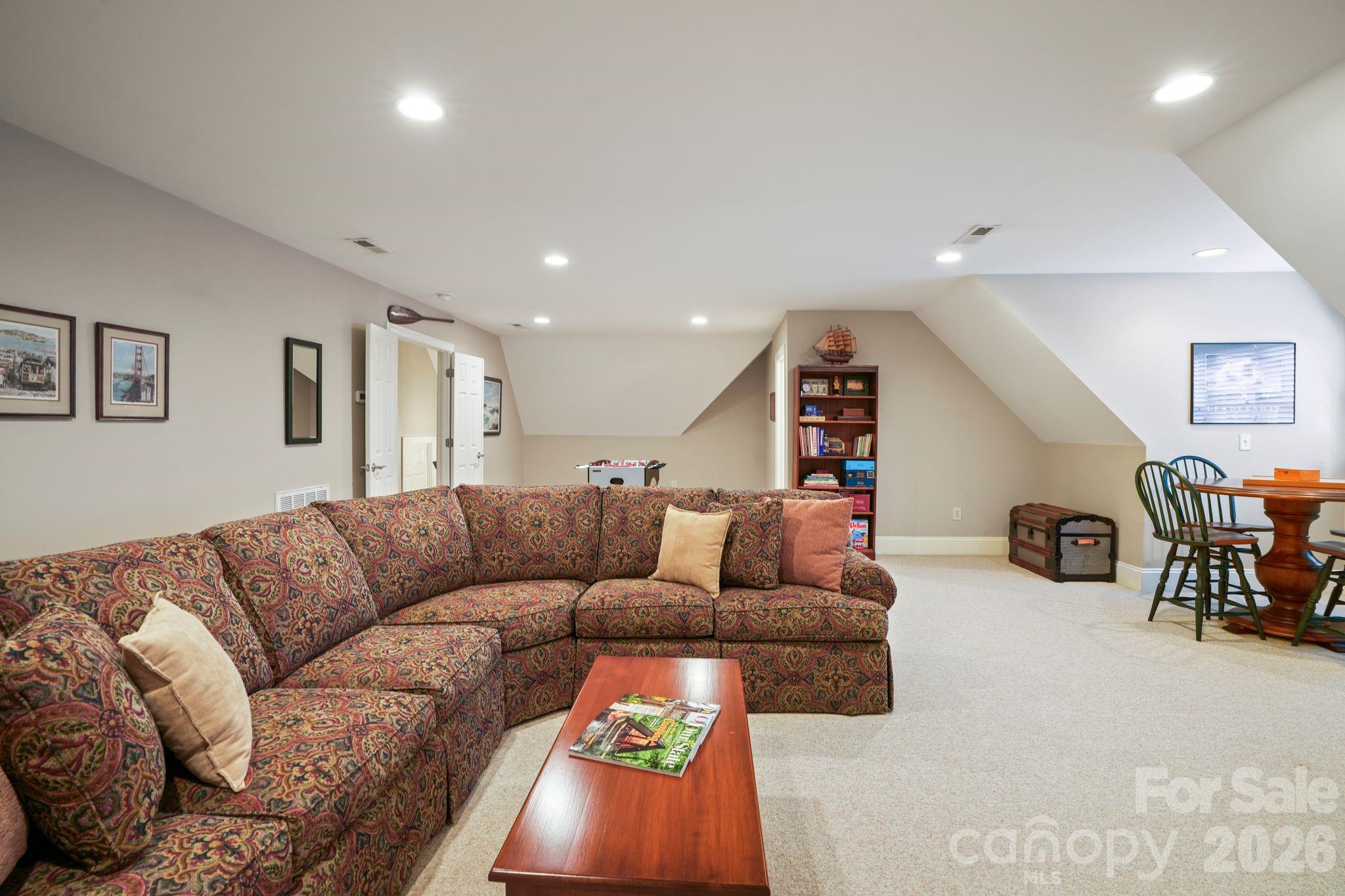 Sailview - Residential