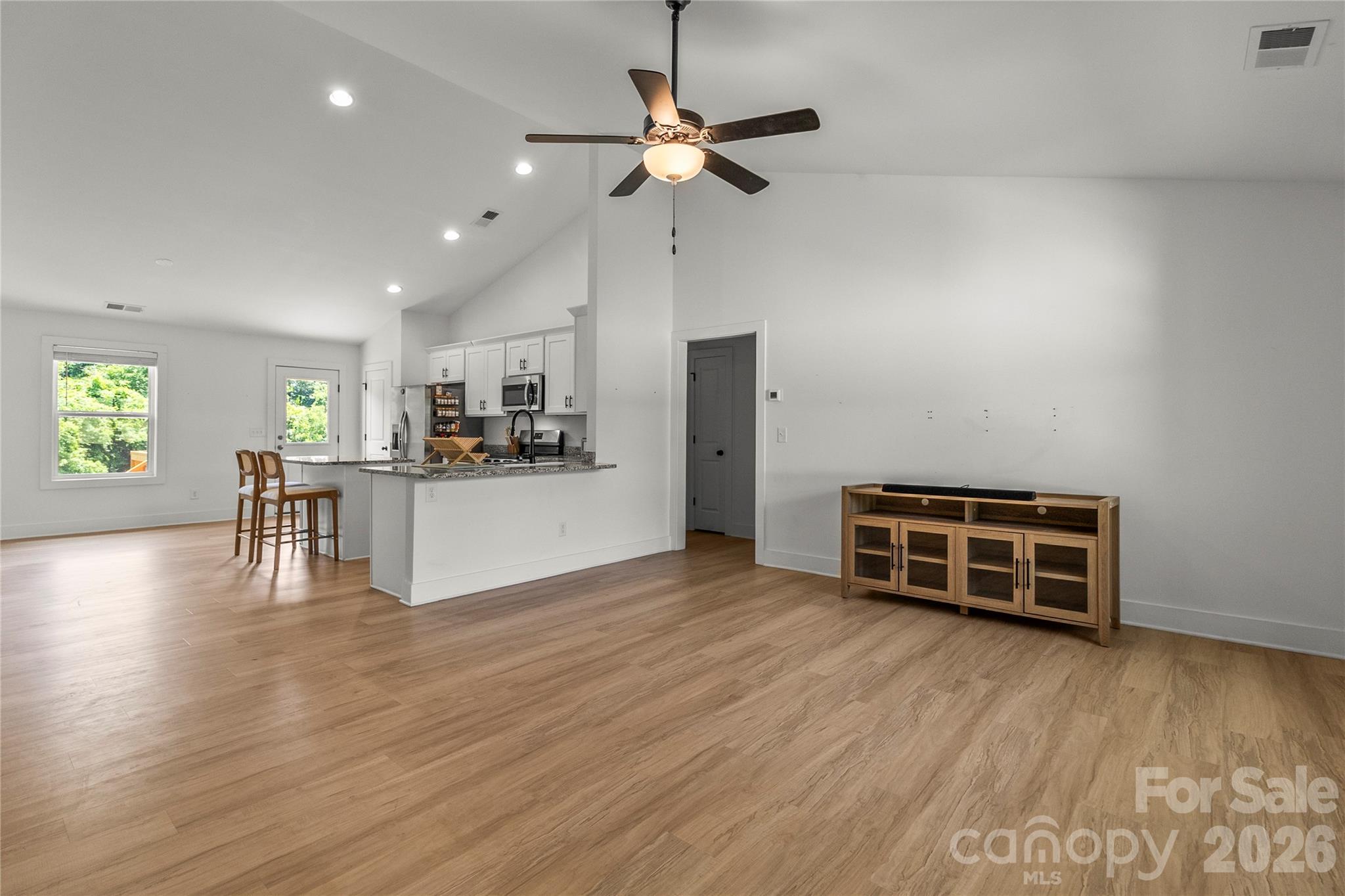 Lincoln Greens - Residential