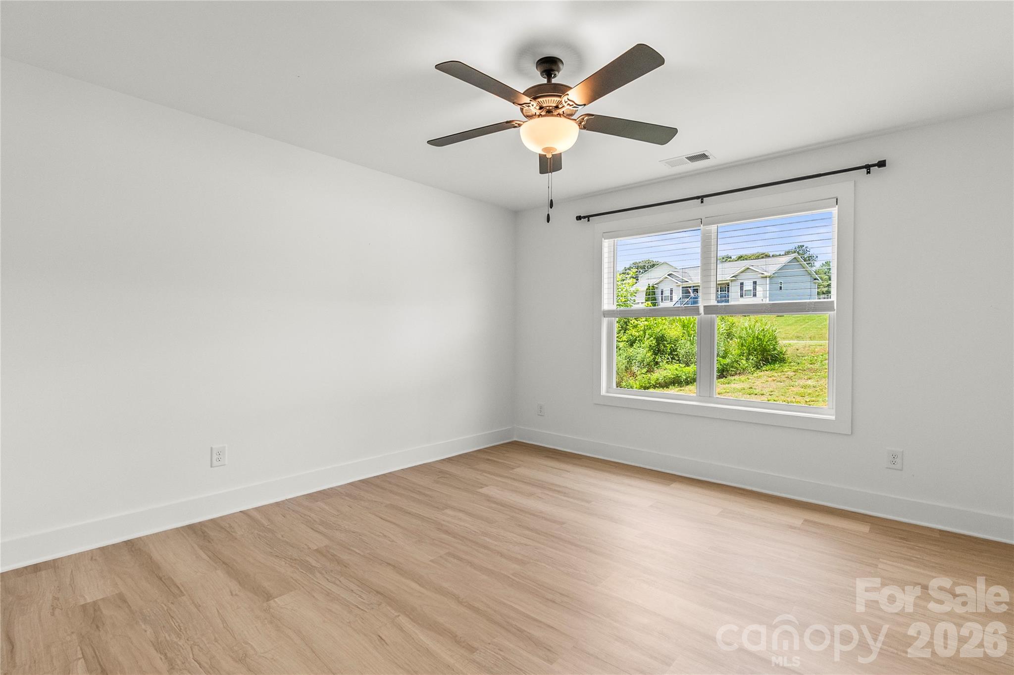 Lincoln Greens - Residential