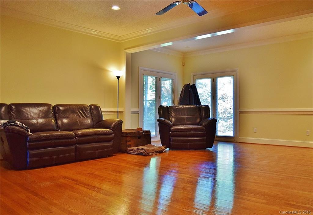 Forest Hills - Residential