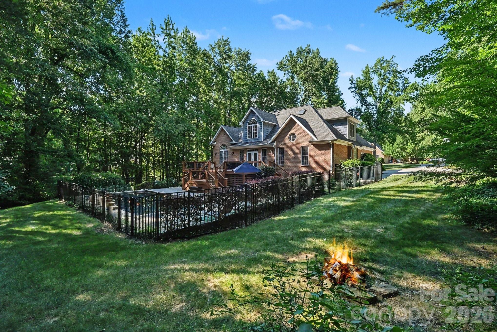 Hickory Ridge - Residential