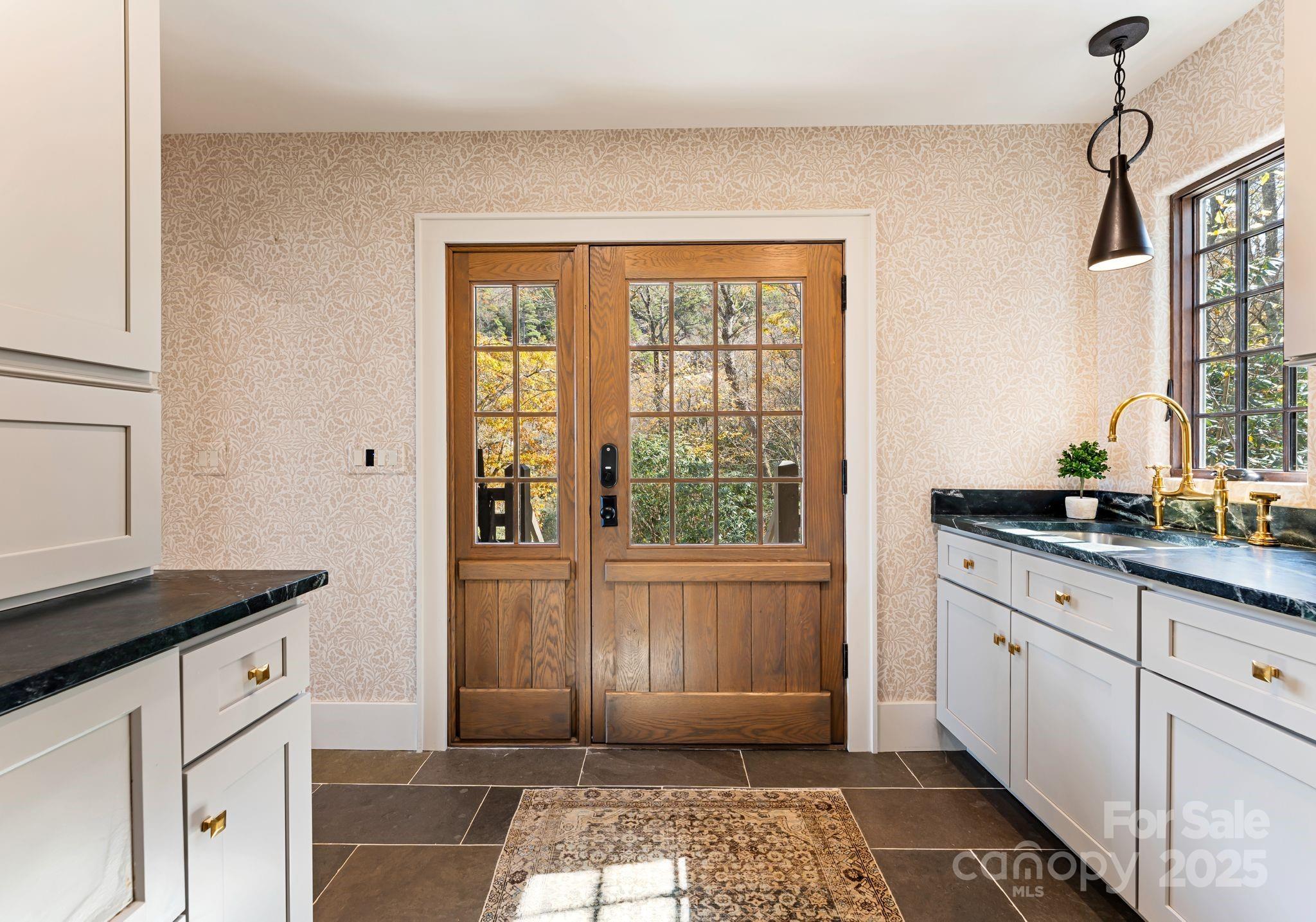 Highland Falls Country Club - Residential