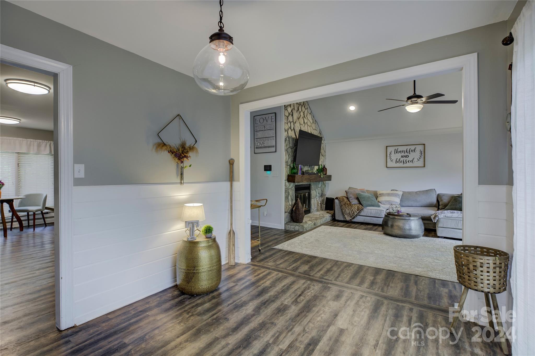 Tega Cay - Residential