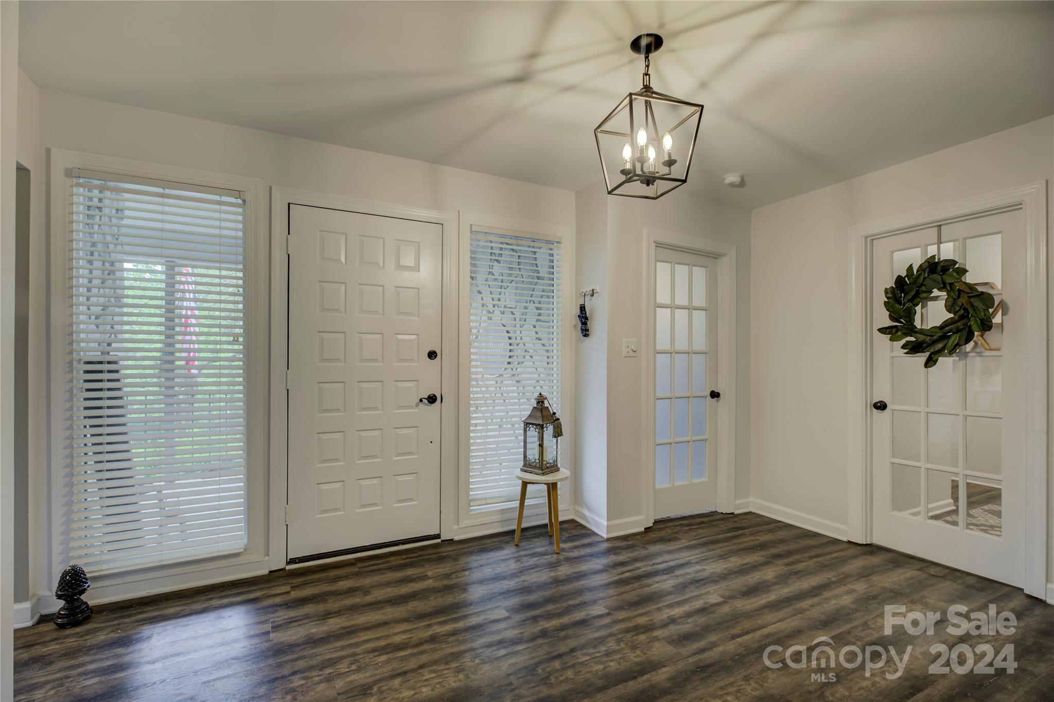 Tega Cay - Residential