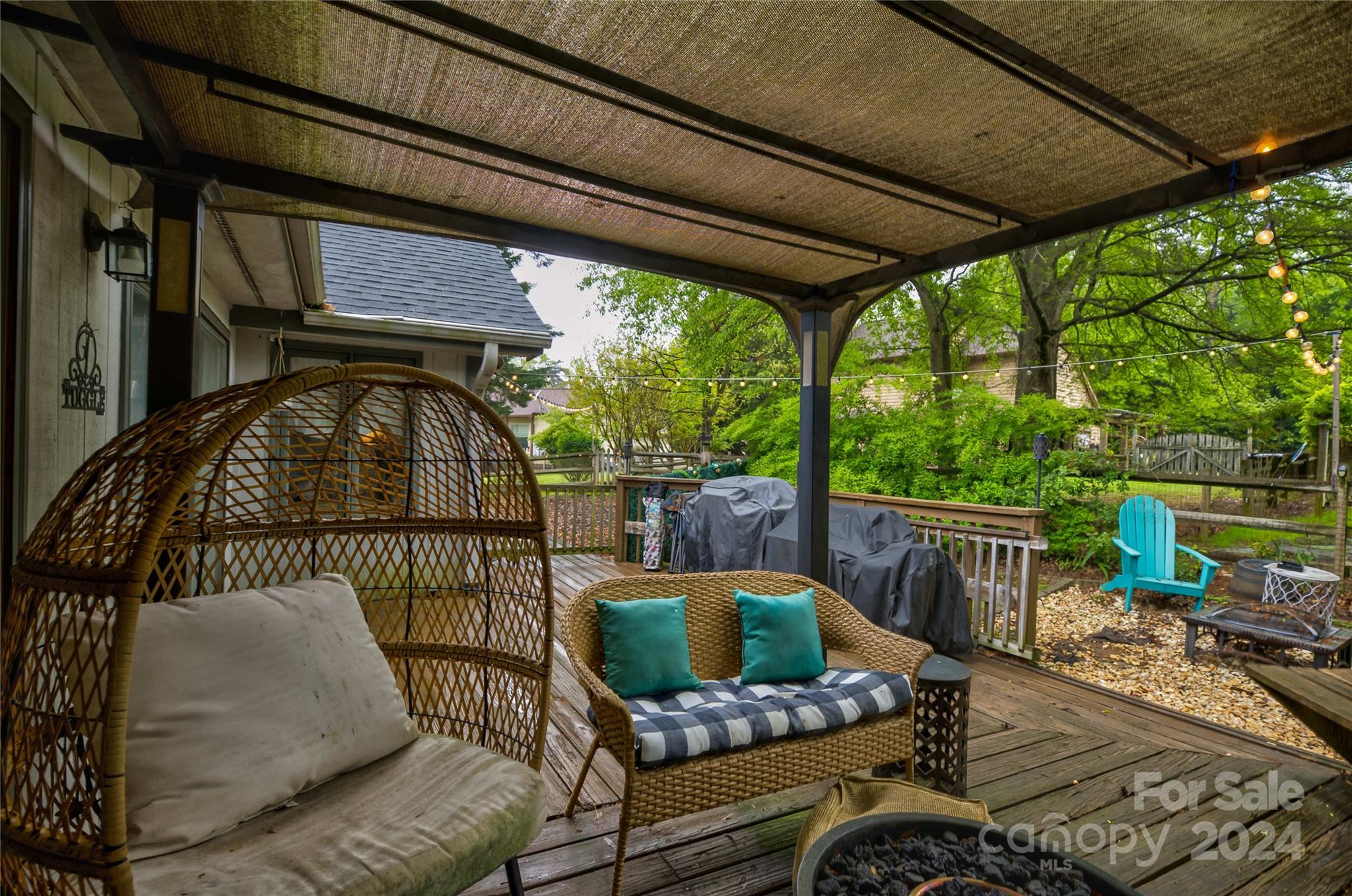 Tega Cay - Residential