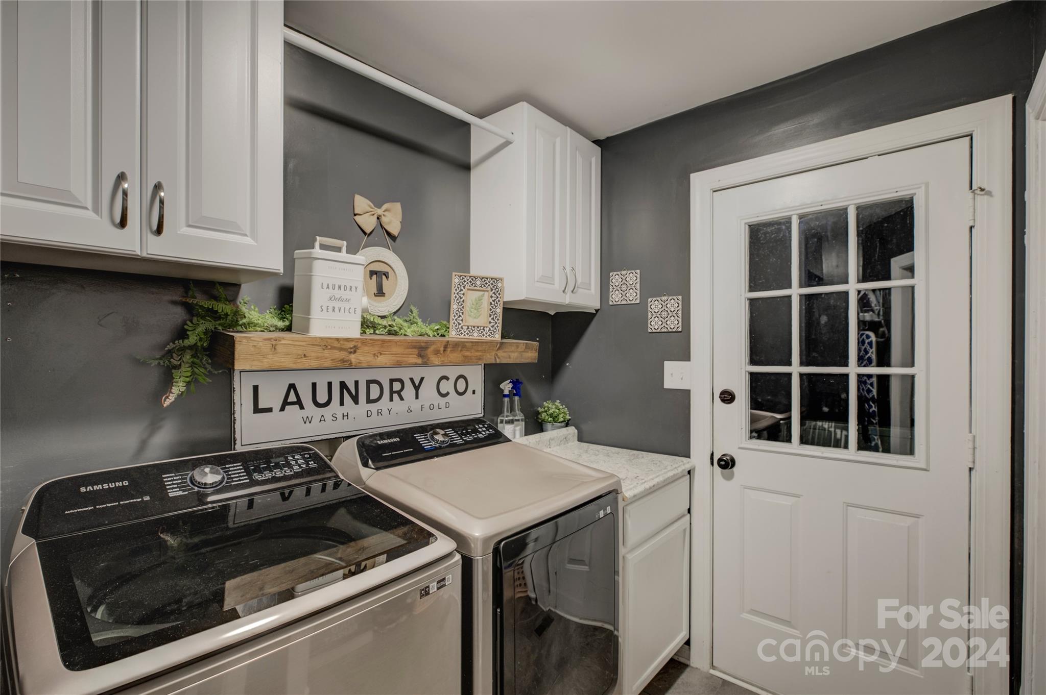 Tega Cay - Residential