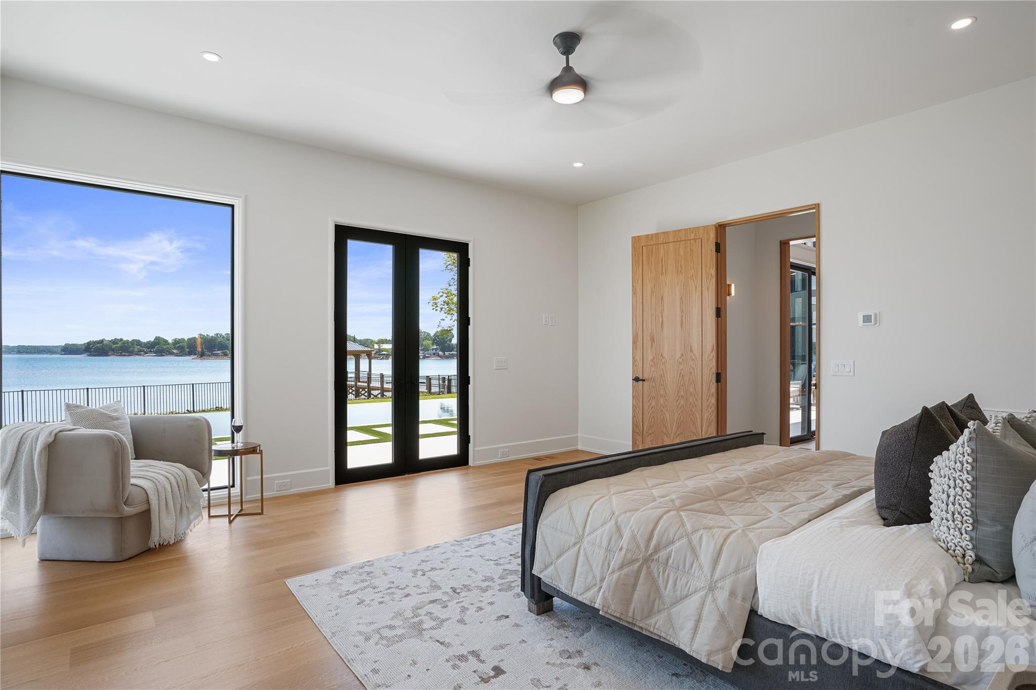 Country Club Shores - Residential