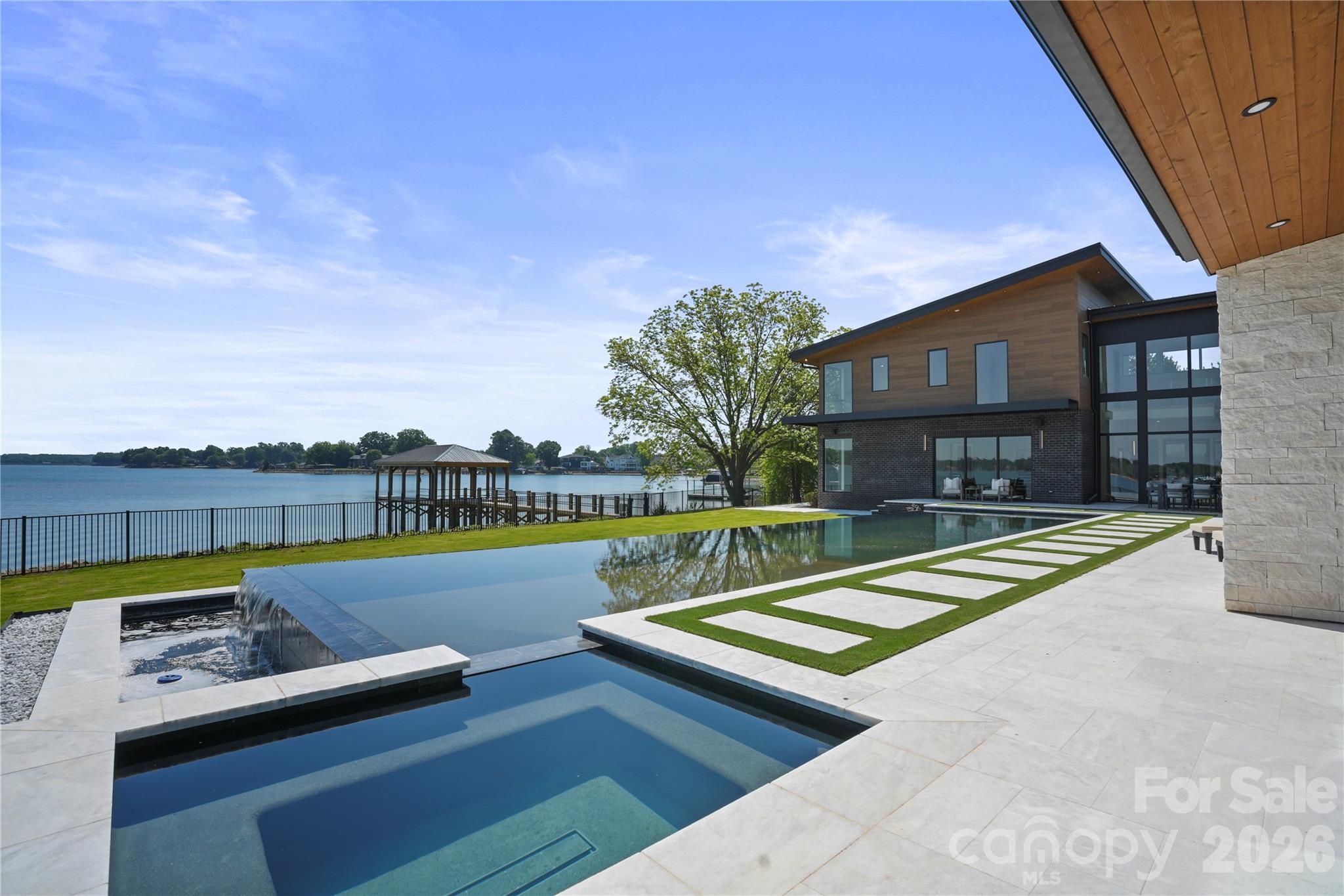 Country Club Shores - Residential