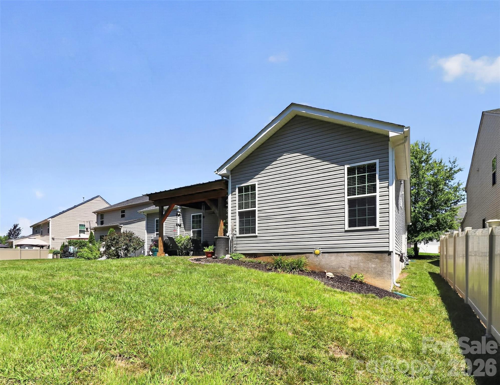 Old Stone Crossing - Residential