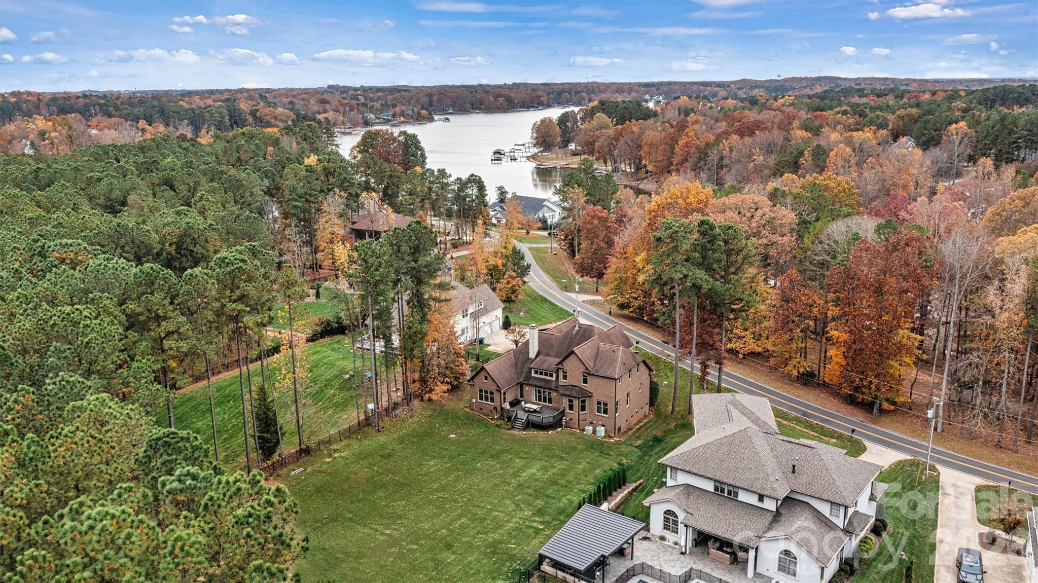 Woodleaf - Residential