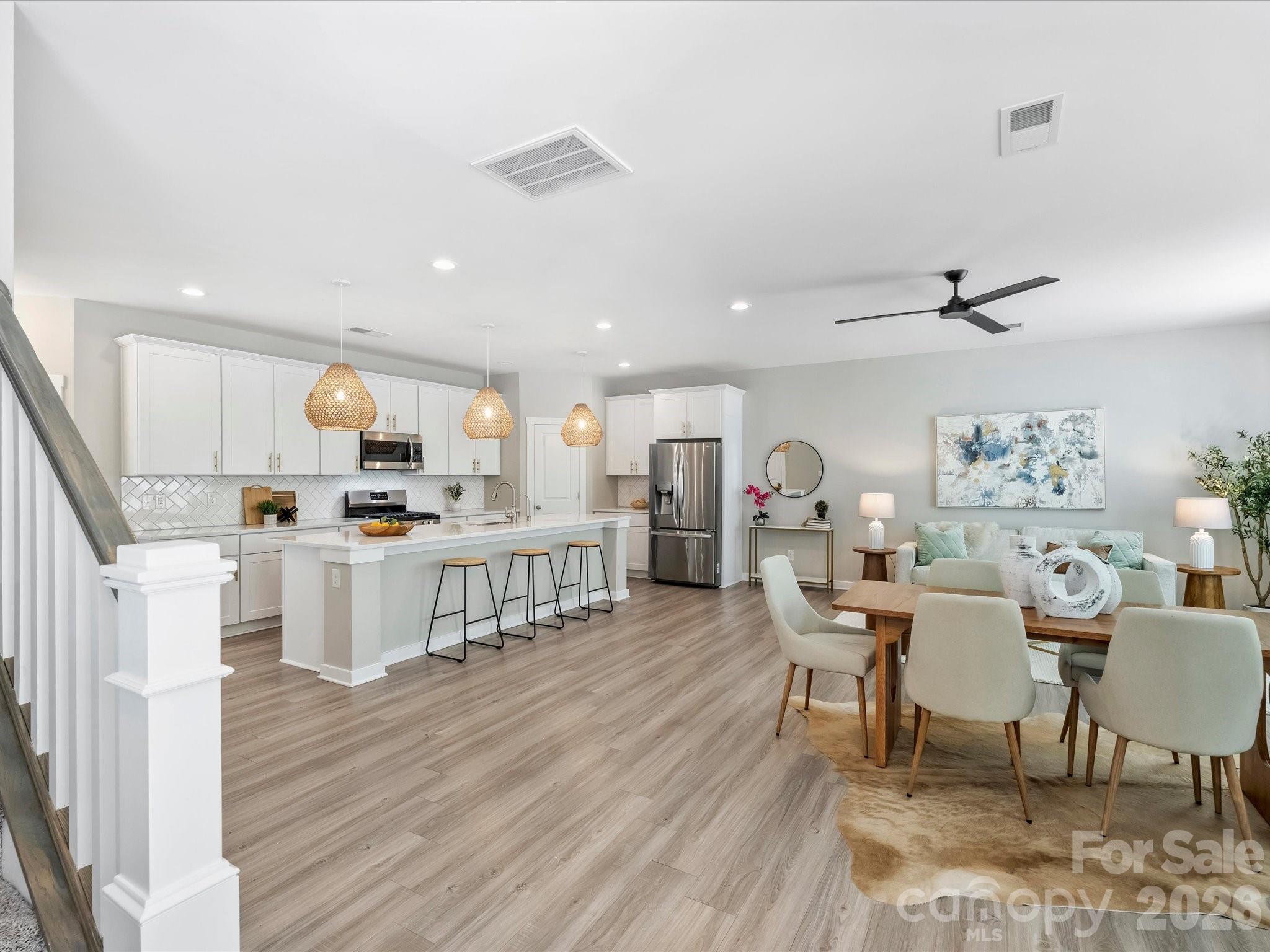 The Towns at 506 Main - Residential