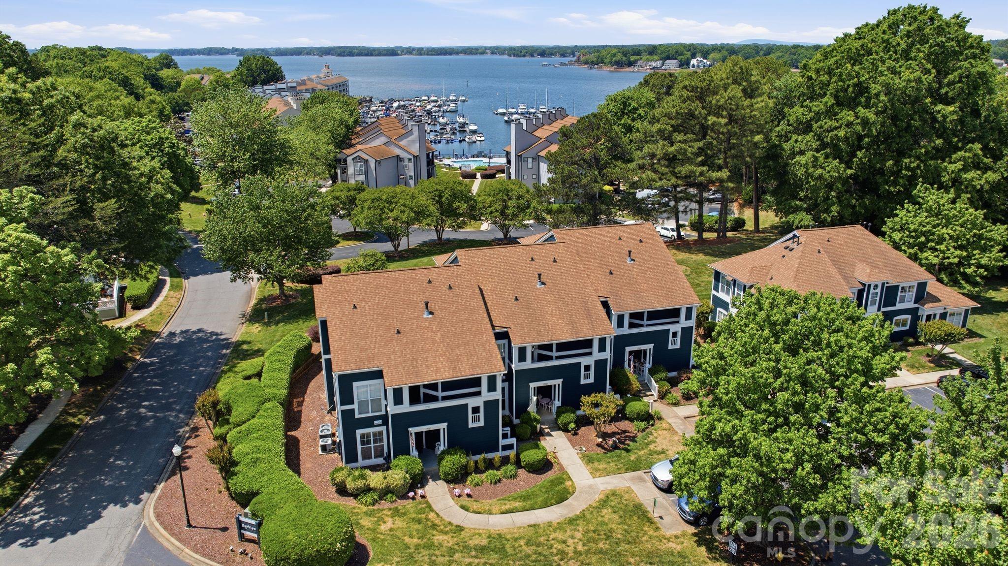 Vineyard Point Bayview - Residential