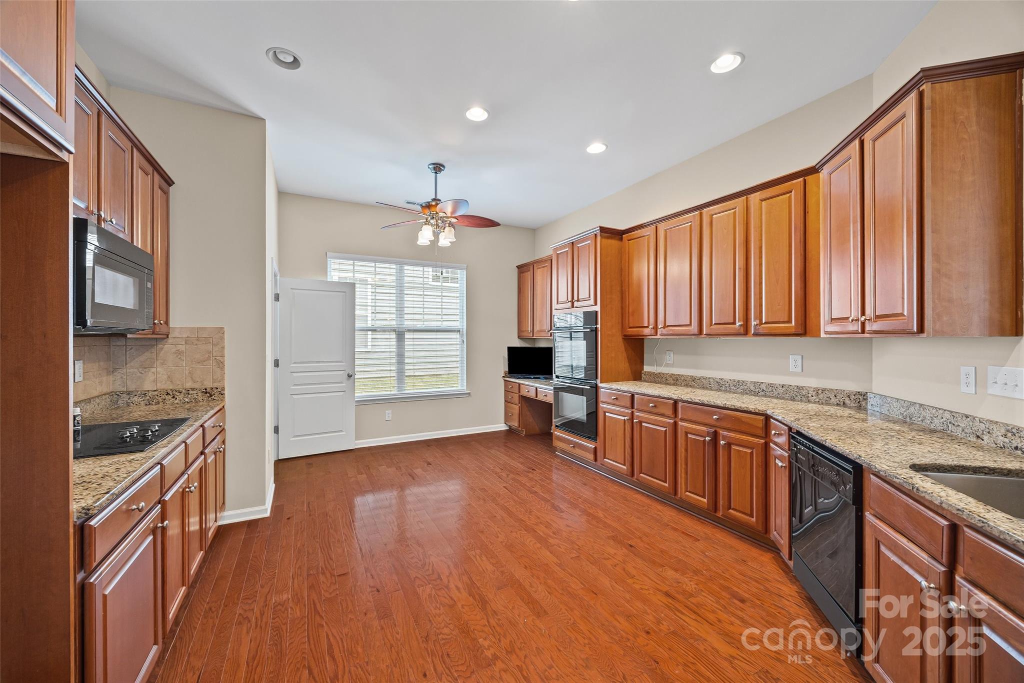 Lakeshore - Residential