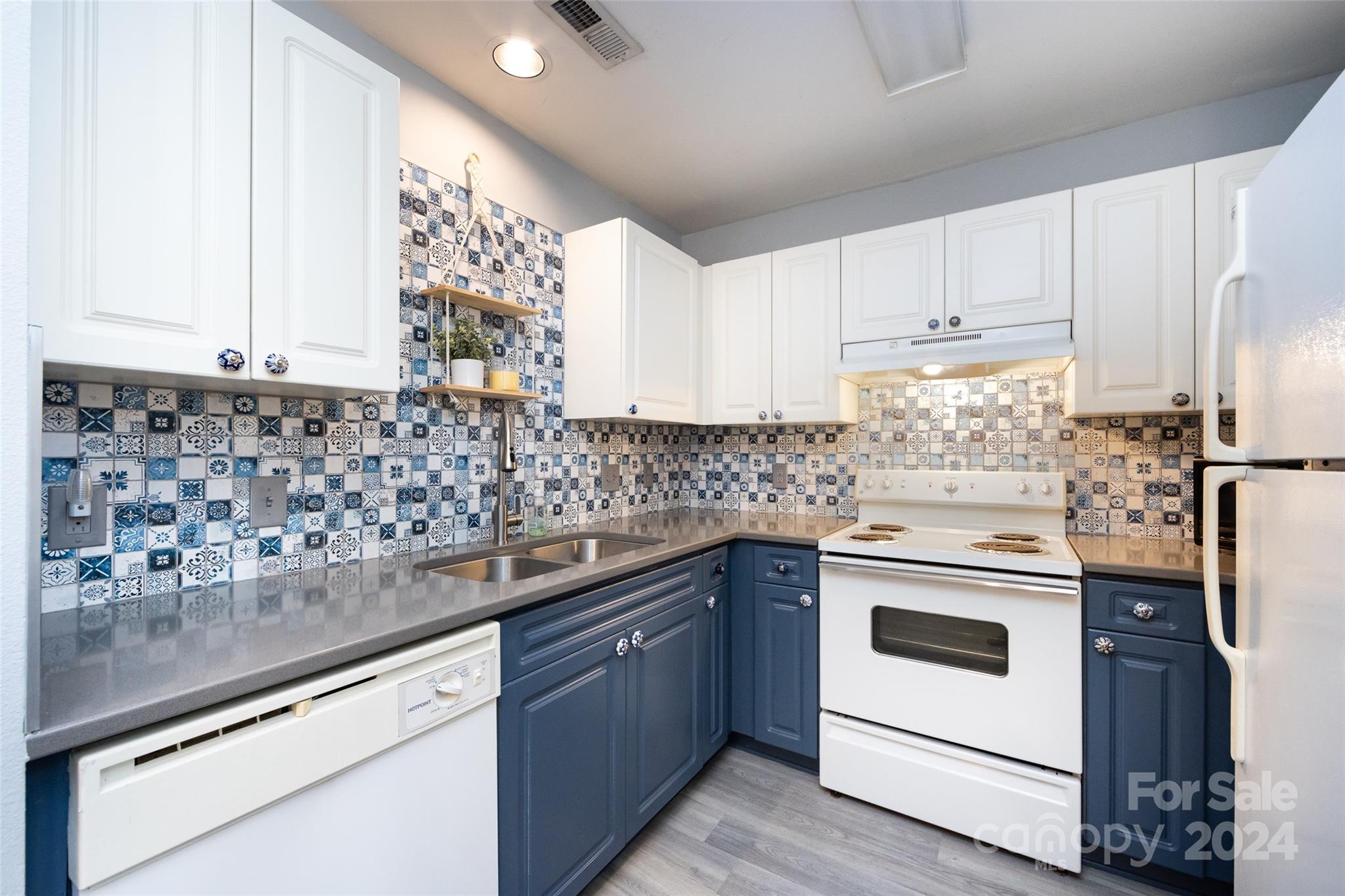 Hamiltons Bay - Residential