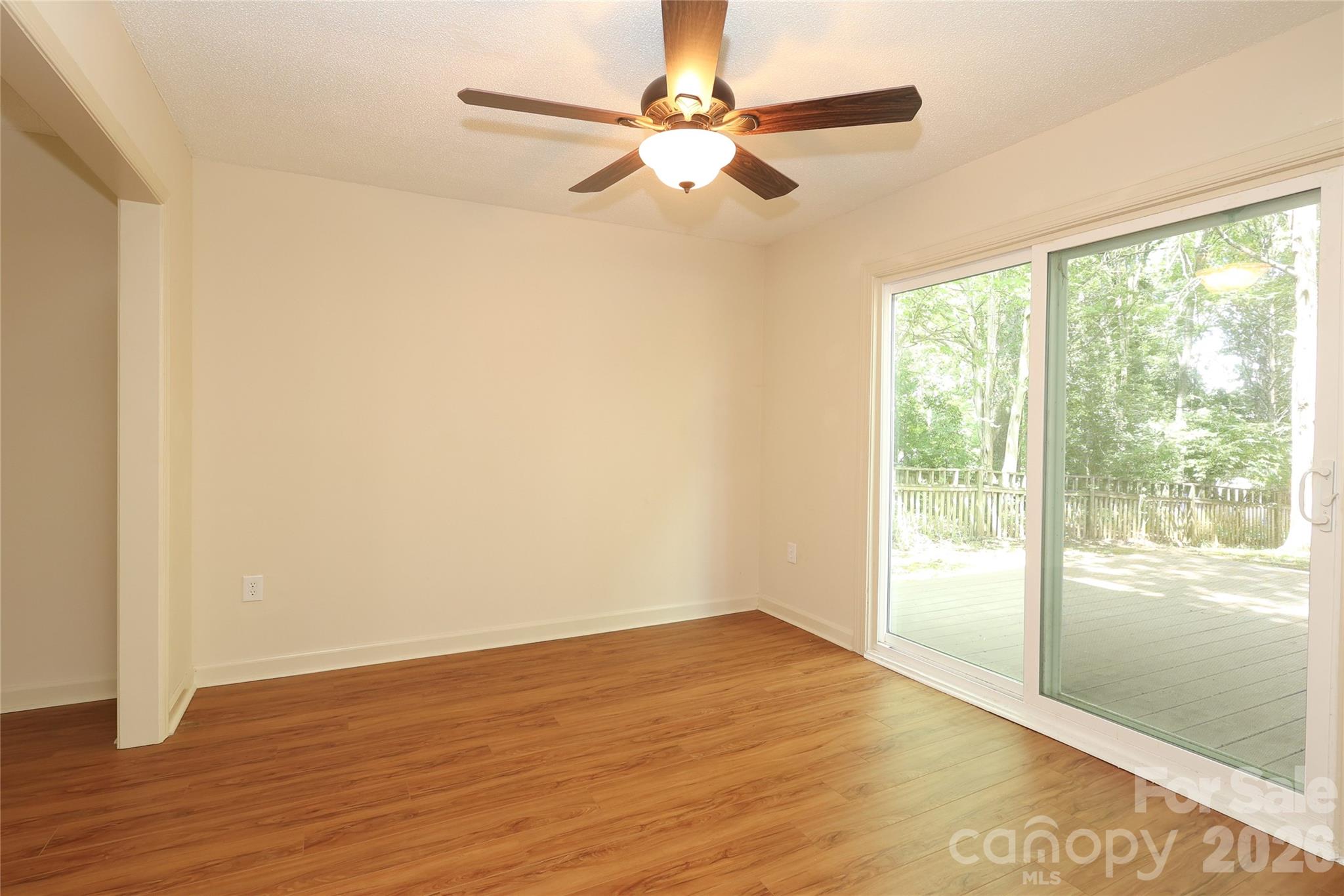Candlewyck - Residential